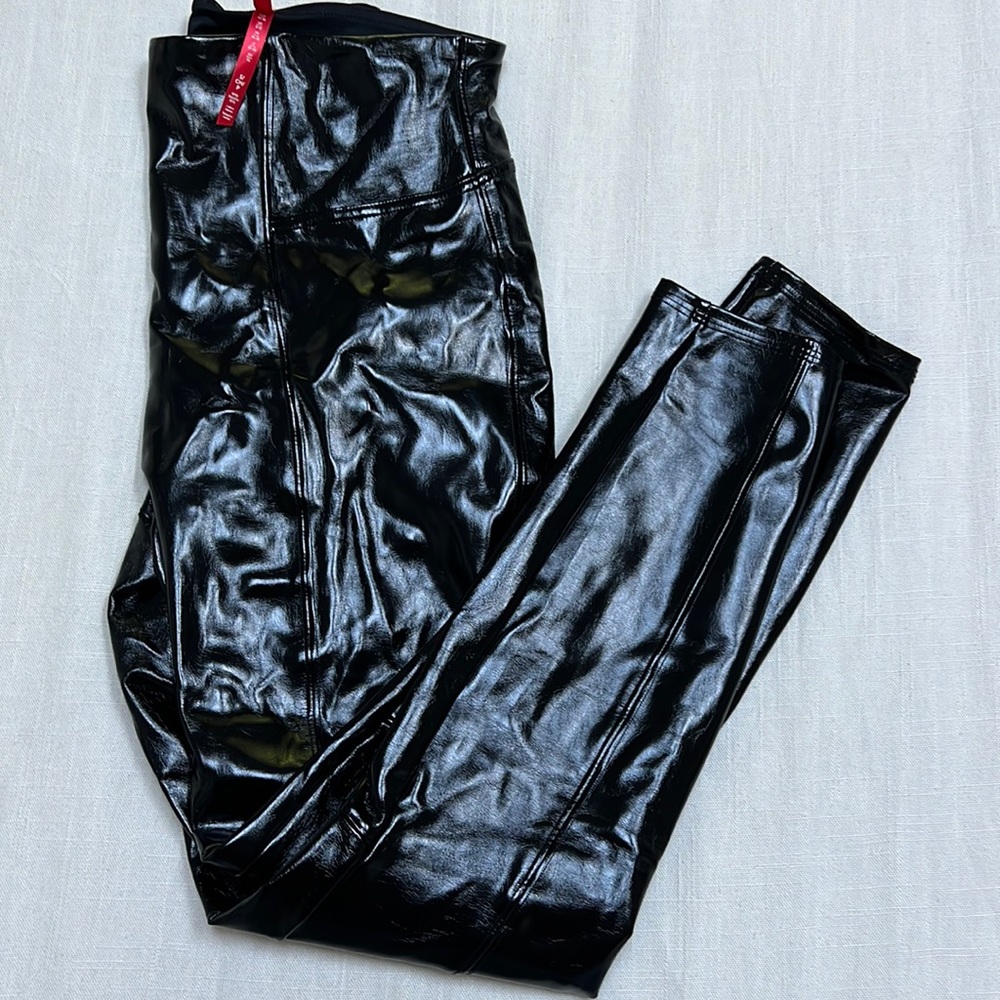 SPANX FAUX LEATHER PATENT LEGGINGS